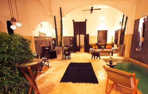 Riad à vendre — Le Vieux-Port
